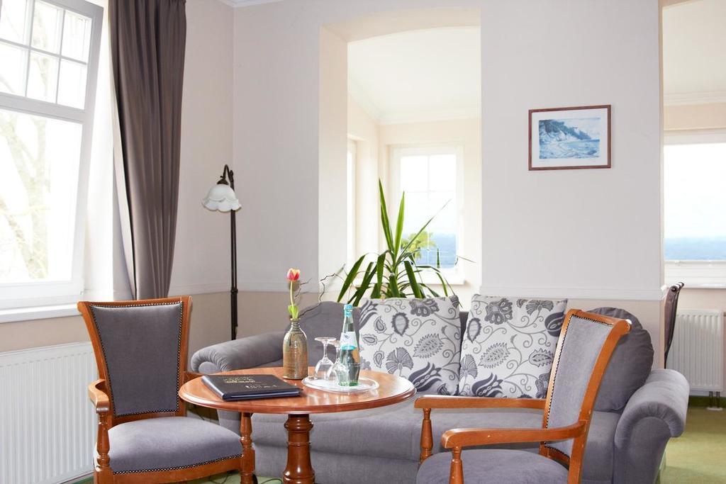 Hotel Zum Strandlaufer Ahrenshoop Eksteriør billede