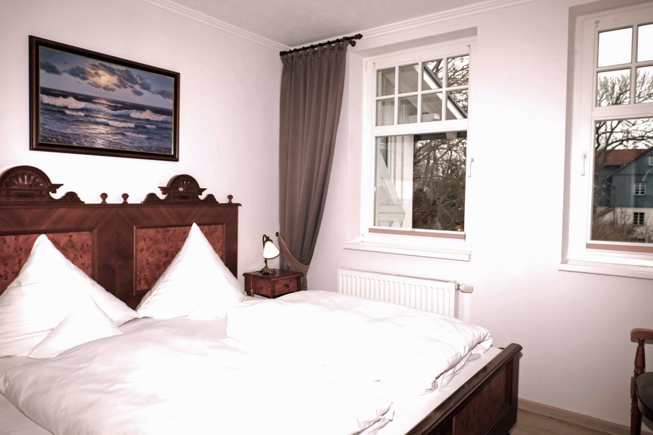 Hotel Zum Strandlaufer Ahrenshoop Eksteriør billede