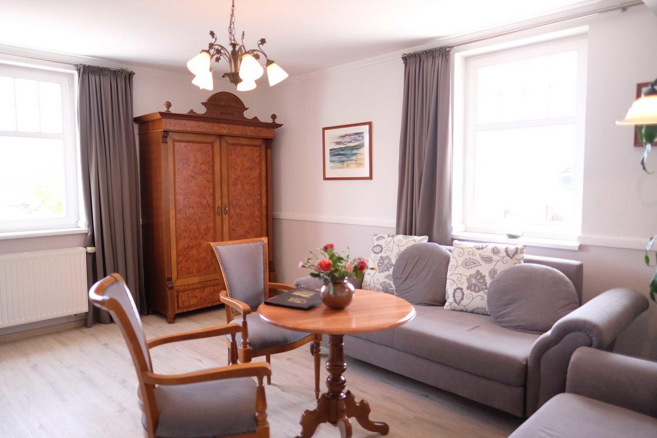 Hotel Zum Strandlaufer Ahrenshoop Eksteriør billede