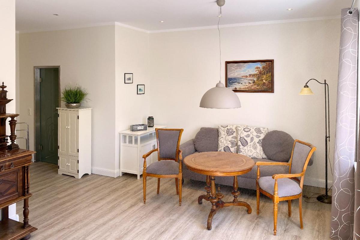 Hotel Zum Strandlaufer Ahrenshoop Eksteriør billede